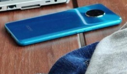 oppoReno13最新外观爆料,颠覆视觉的全新设计，引领潮流的旗舰手机亮相”